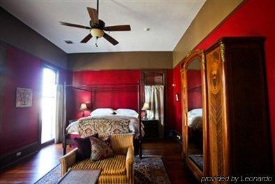 Bed & Breakfast Maison De Macarty