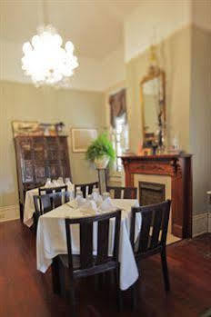 Maison De Macarty 3*